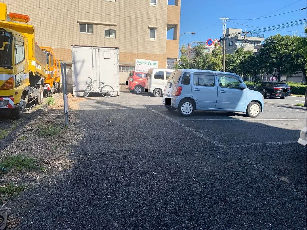 足立区加平３丁目　月極駐車場